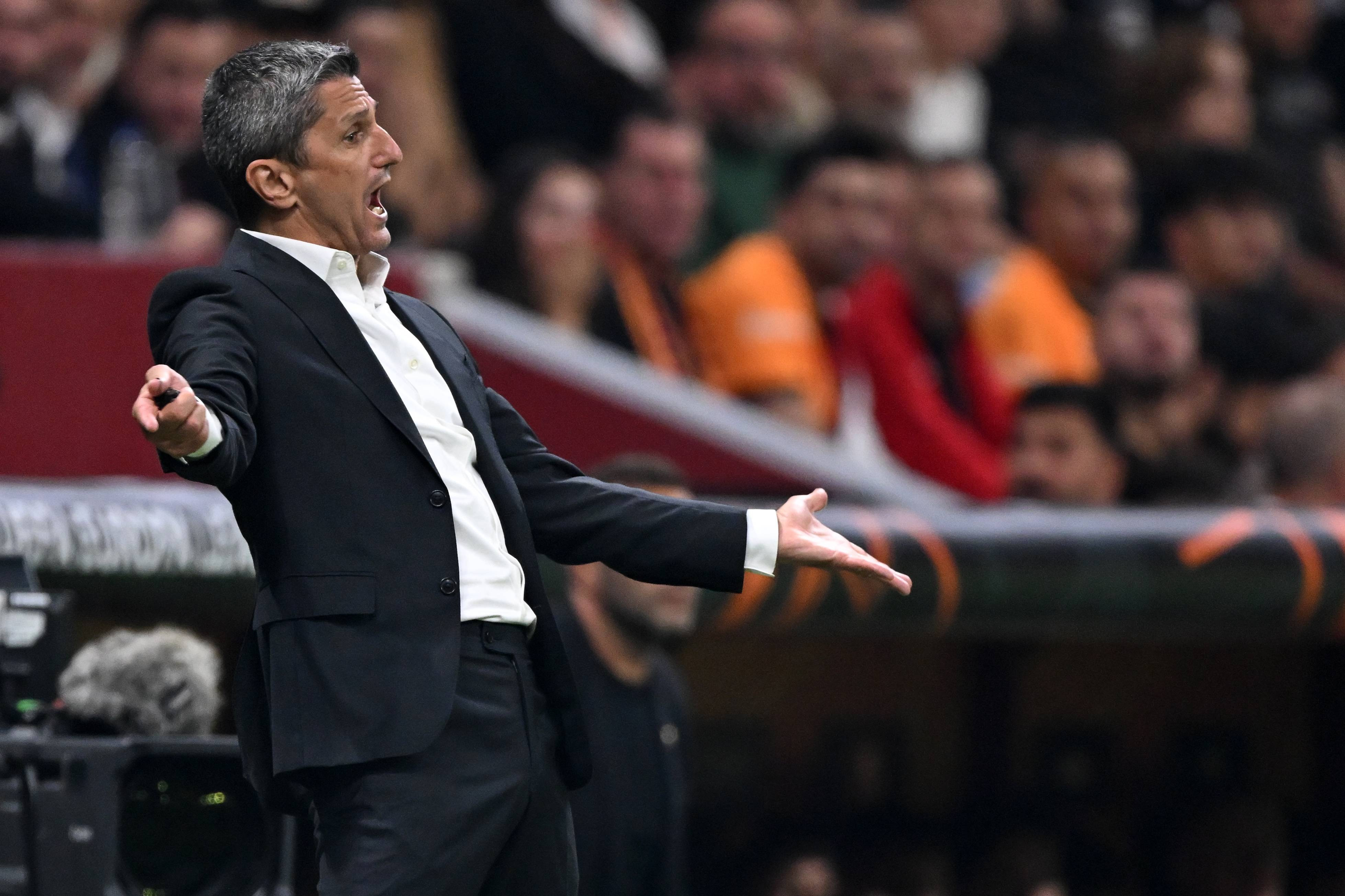 Răzvan Lucescu și PAOK Salonic, &icirc;n cădere liberă după a patra &icirc;nfr&acirc;ngere acasă! &rdquo;Incredibil, se &icirc;nt&acirc;mplă din nou și din nou&rdquo;